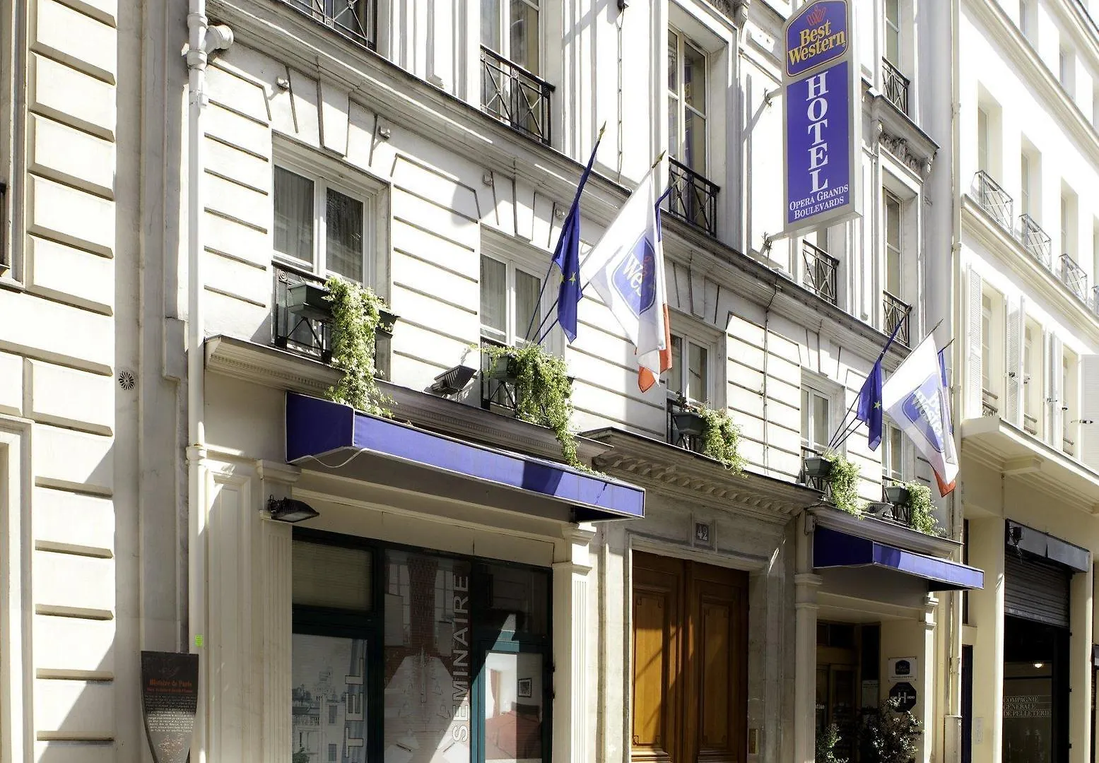 Mercure Paris Opera Grands Boulevards 4*,