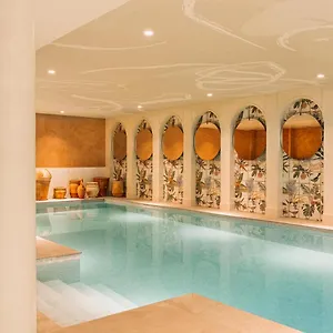 Hotel Bloom House &, Paris